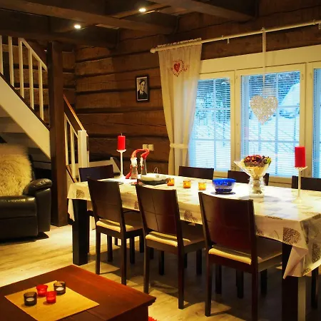 伊纳利尤图雅度假屋 伊纳利